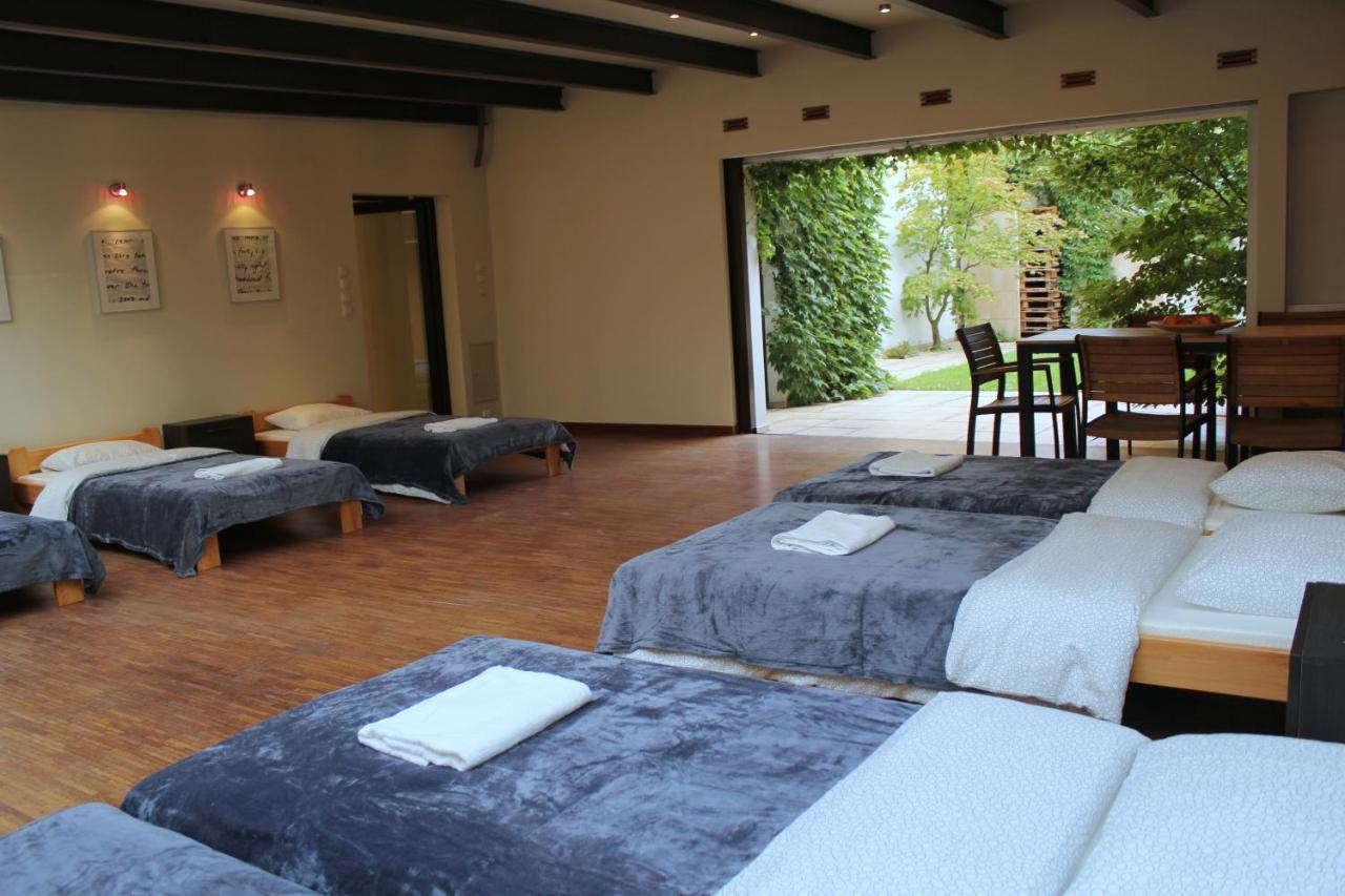 Apartment With Garden In City Center Cracovia Esterno foto